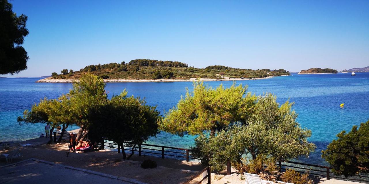 Apartment Okrug Gornji - Trogir With Sea View Dış mekan fotoğraf